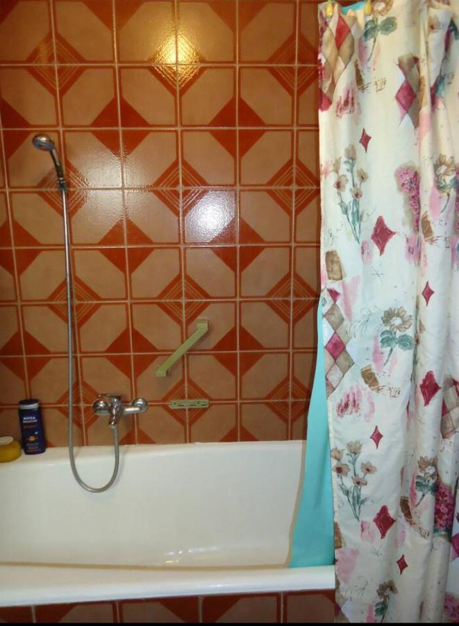 Private Room In A Shared Apartment In The Center Of 巴尔 外观 照片